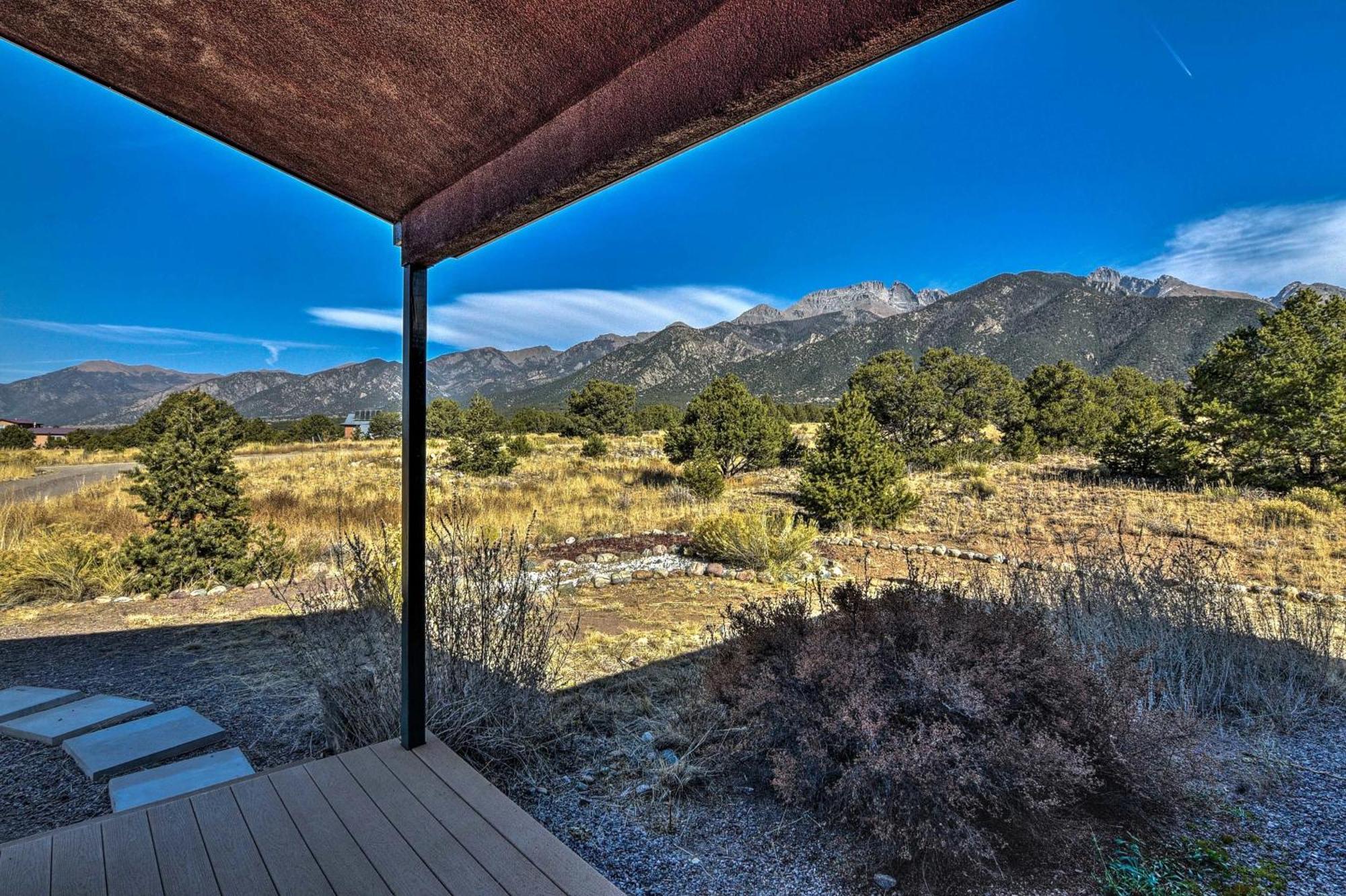 Cozy Remote Retreat • Mountain Views • Stargazing Villa Crestone ภายนอก รูปภาพ